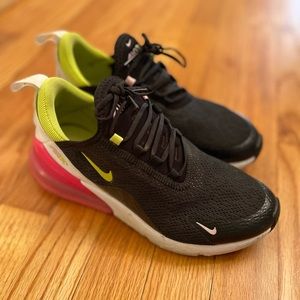 Nike AirMax 270 women 7.5
